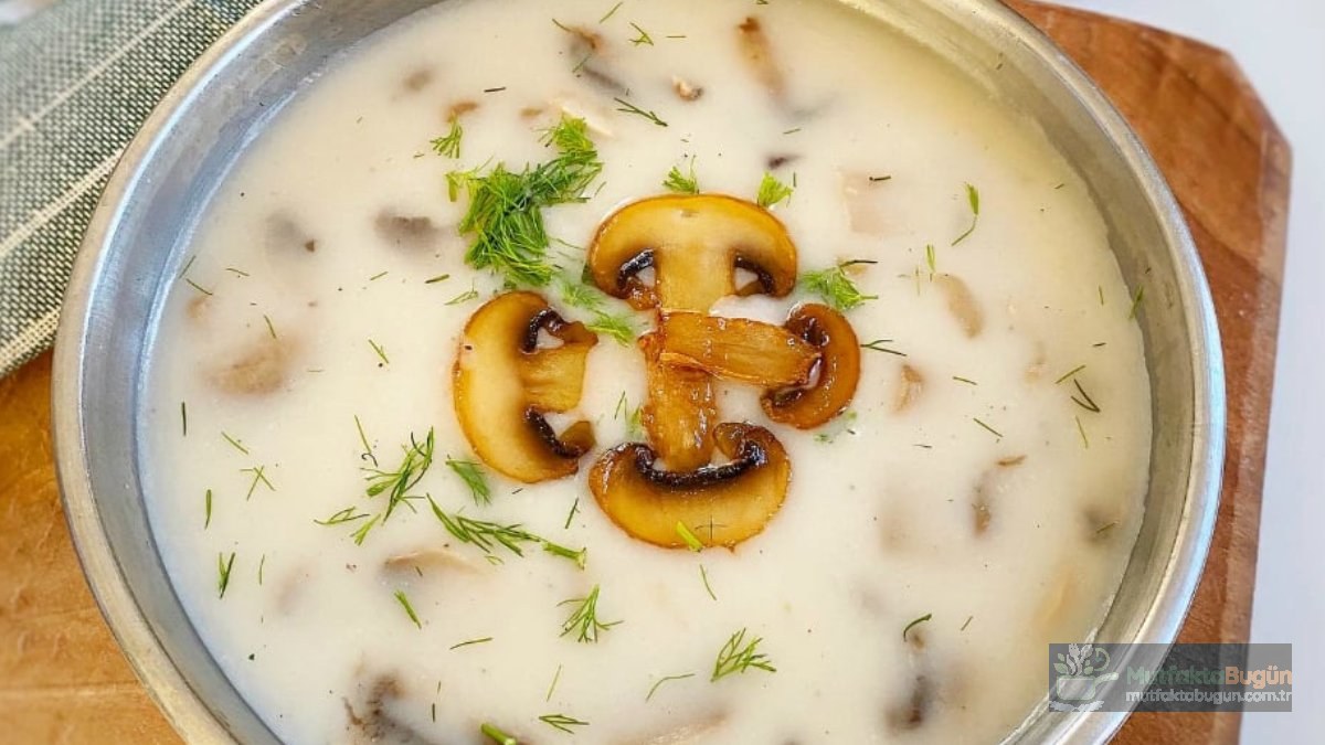 Kremalı Mantar Çorbası Tarifi